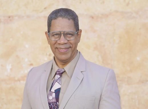 Freddy Gerardo “El Pollito” apoyado en la redes sociales se mantiene activo en el gusto popular